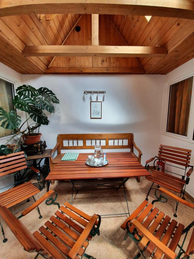 Casa Terezia Hotel Brasov Luaran gambar