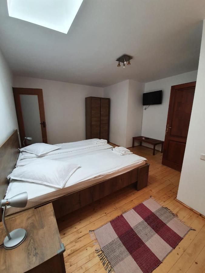 Casa Terezia Hotel Brasov Luaran gambar